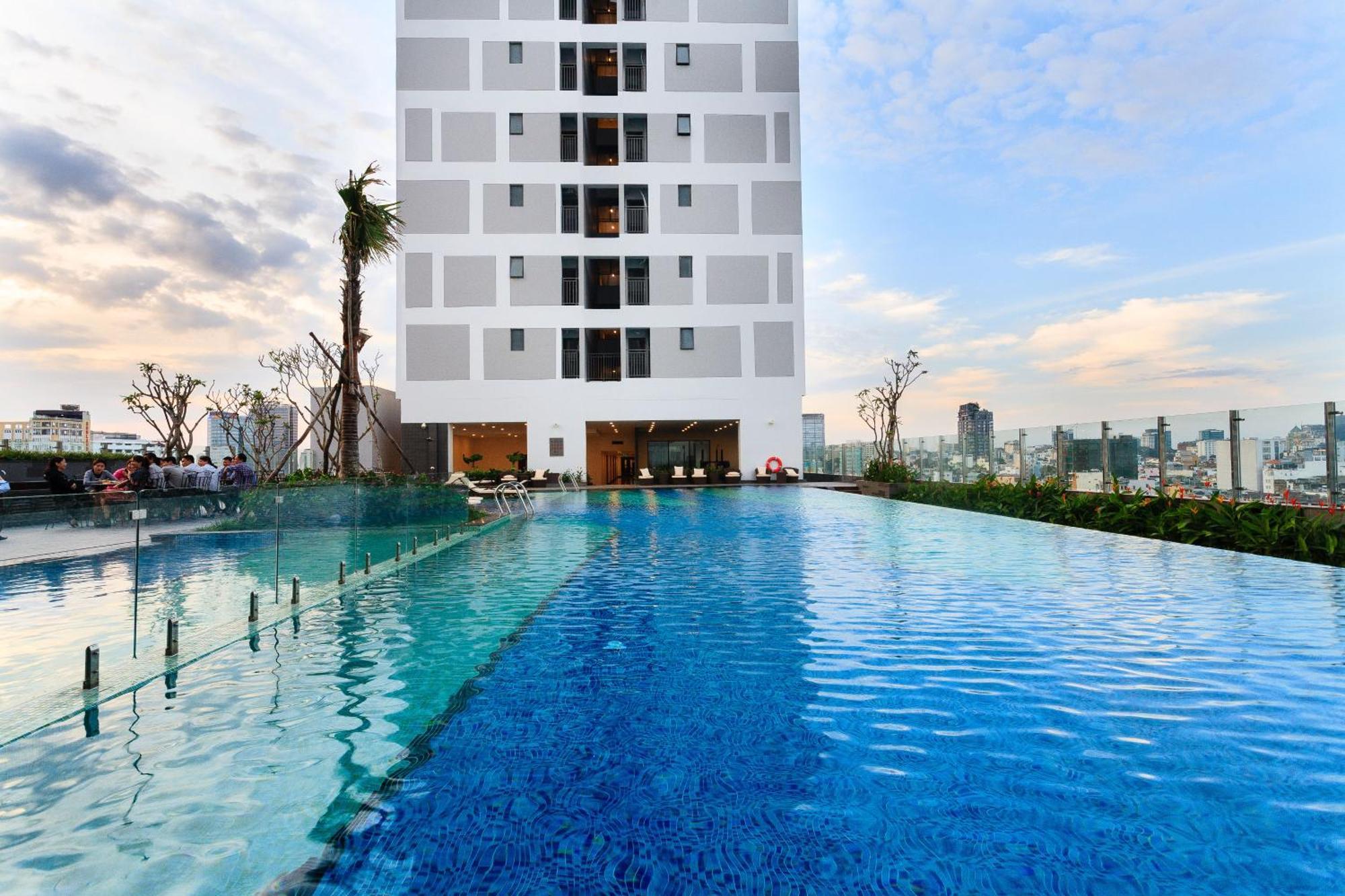 Yo'S Homes Rivergate Apartment Infinity Pool Near District 1 호치민 외부 사진