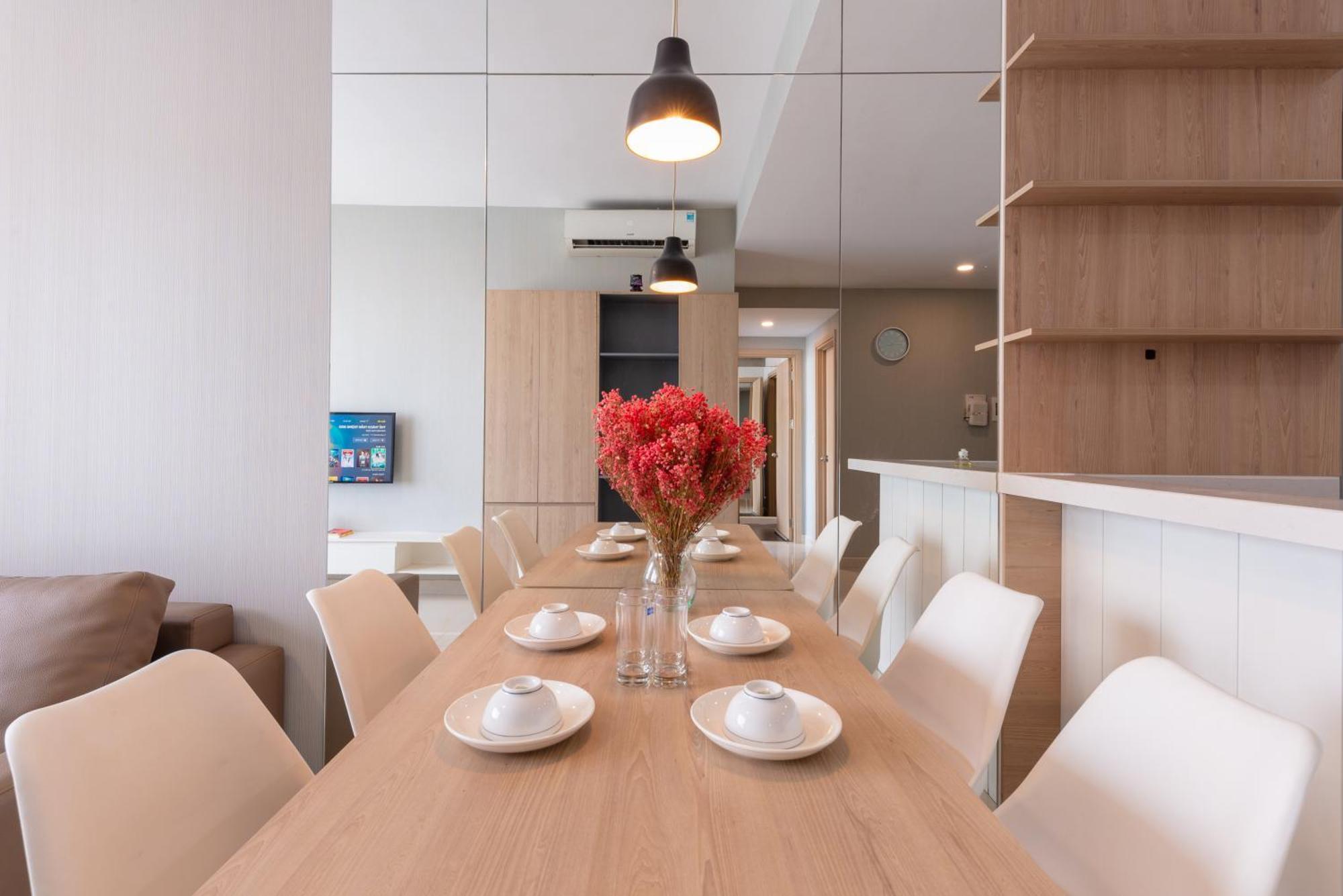 Yo'S Homes Rivergate Apartment Infinity Pool Near District 1 호치민 외부 사진